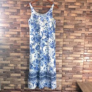 J.Jill Sleeveless White and Blue Floral Toile Lined Maxi Dress Size Small Petite